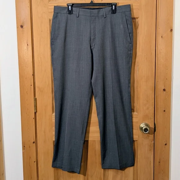 Haggar Slacks Tailored Fit Travel Performance Pants Gray Business Casual 36x30 - Picture 9 of 11